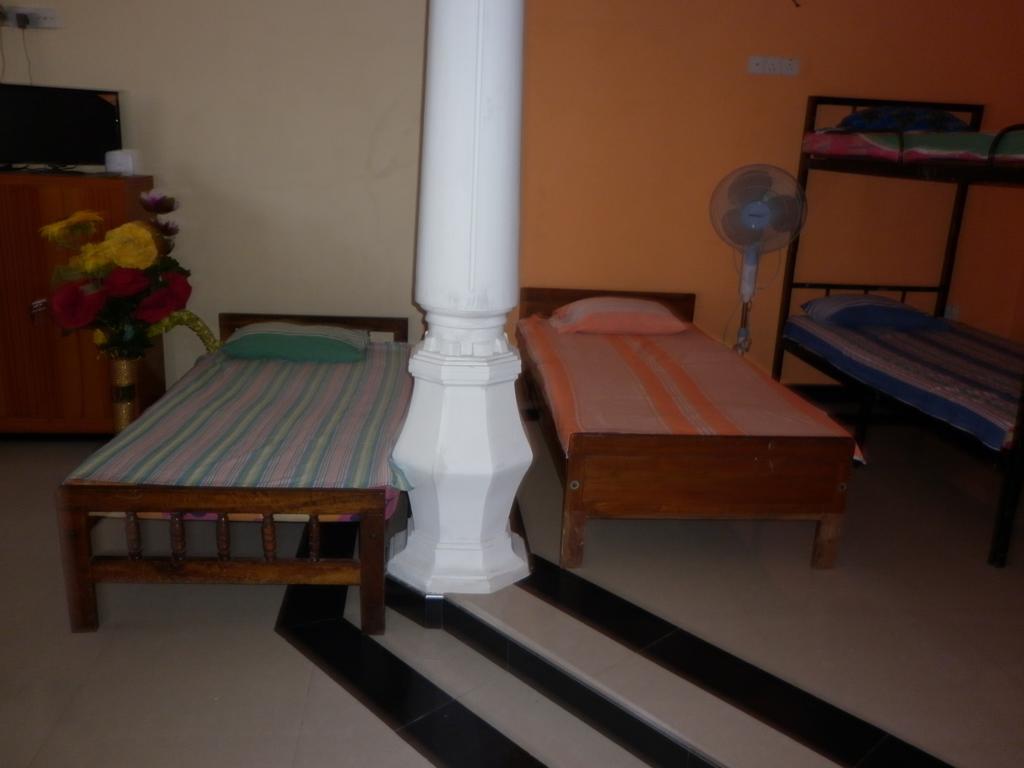 Seetha'S Hostel Negombo Zimmer foto