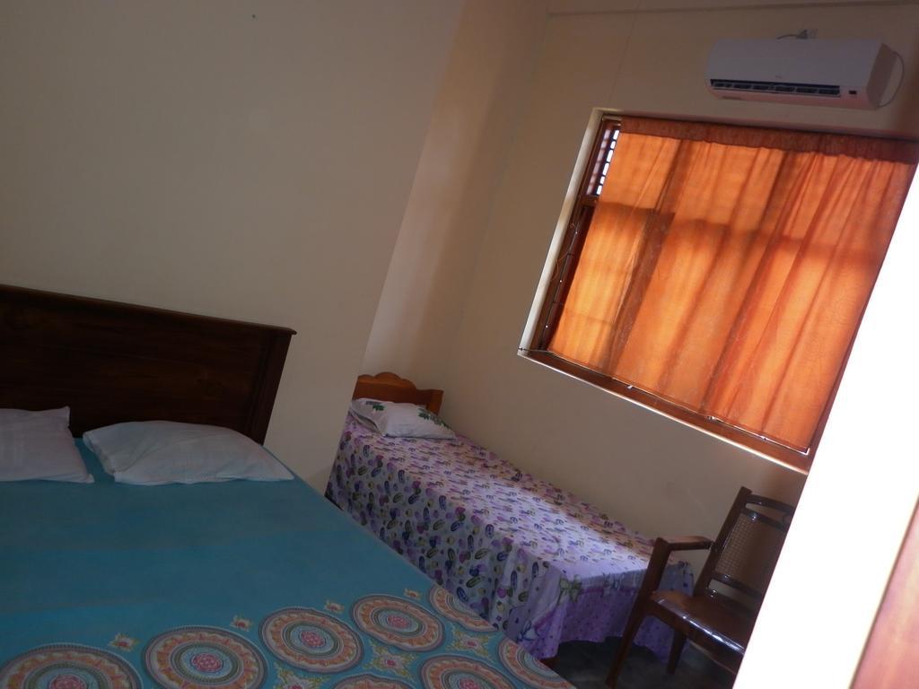 Seetha'S Hostel Negombo Zimmer foto