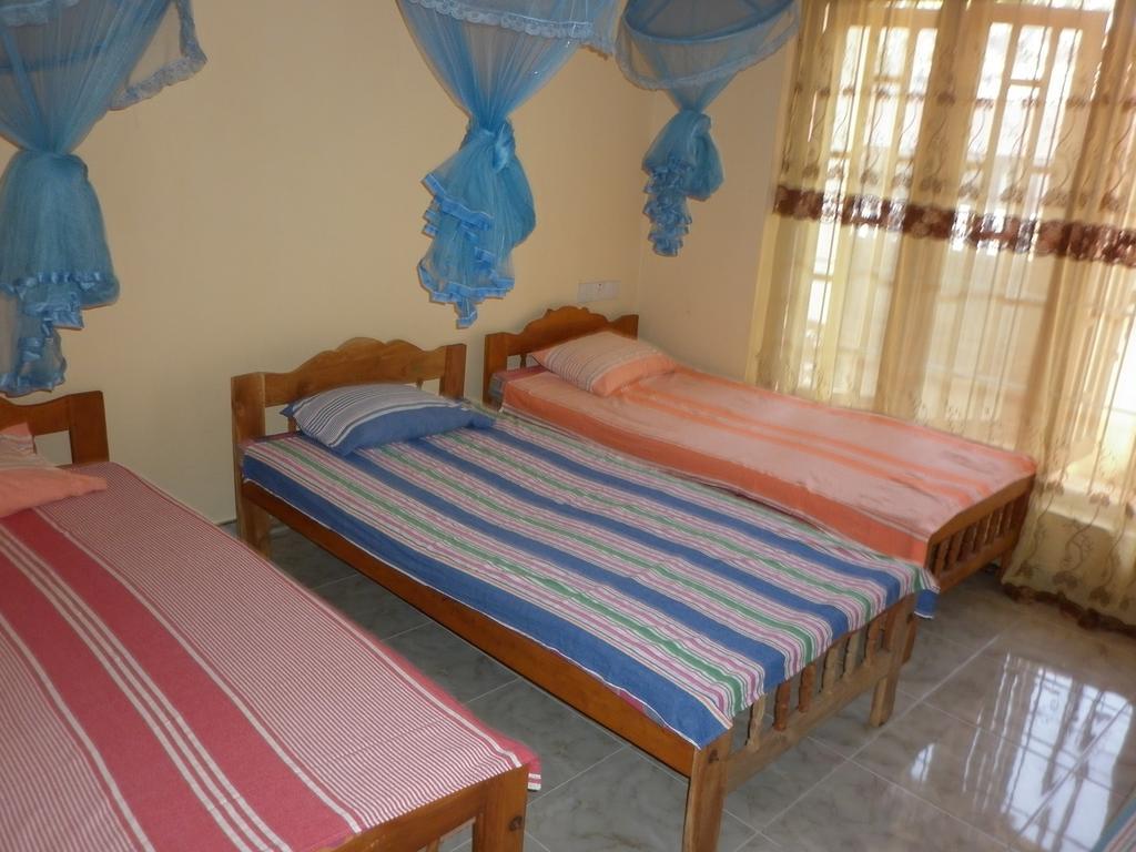 Seetha'S Hostel Negombo Exterior foto