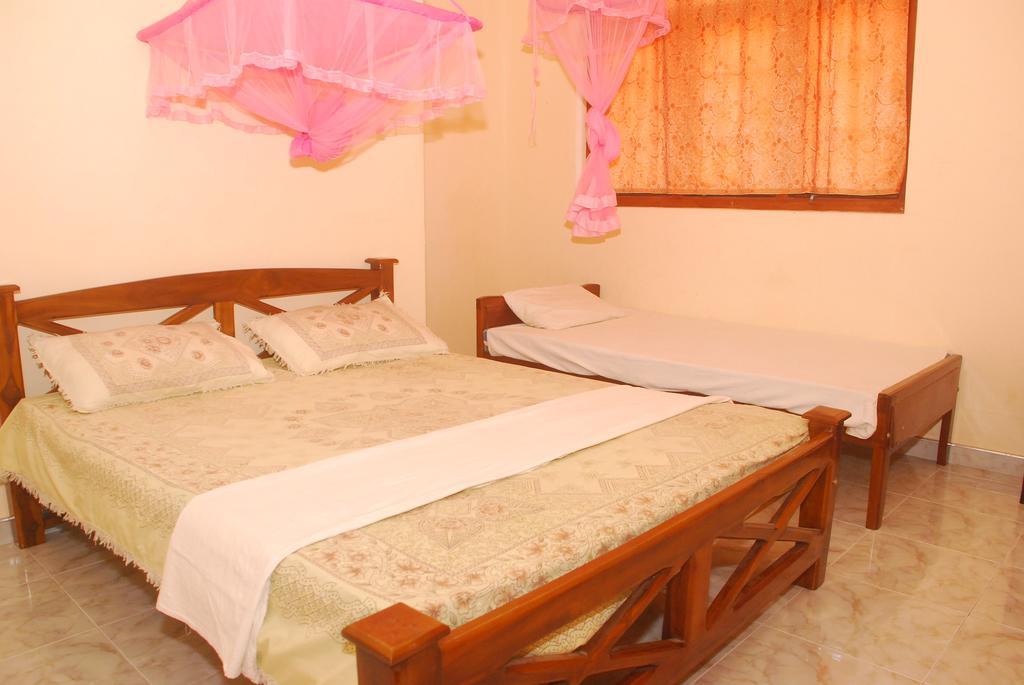 Seetha'S Hostel Negombo Exterior foto